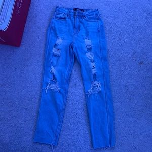 I’m selling a nice pair of ripped jeans from Hollister